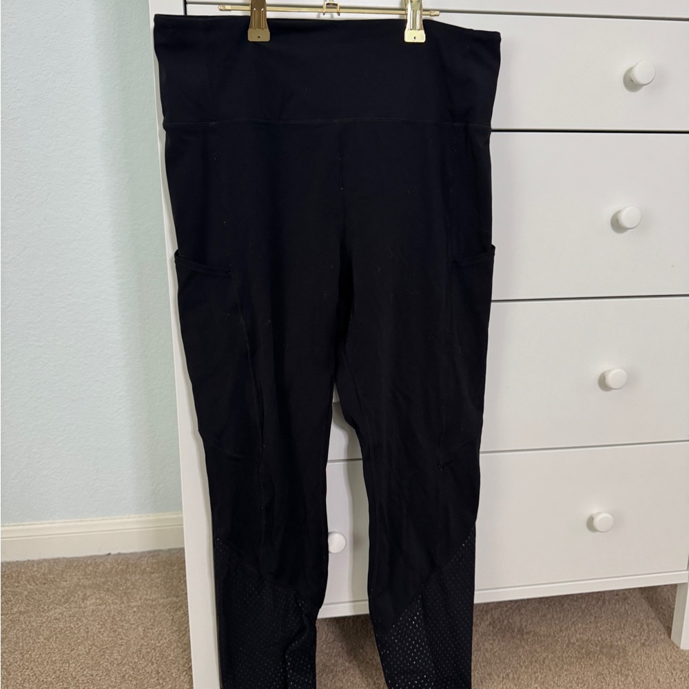 Zyia Size 12 Women's Black Leggings
